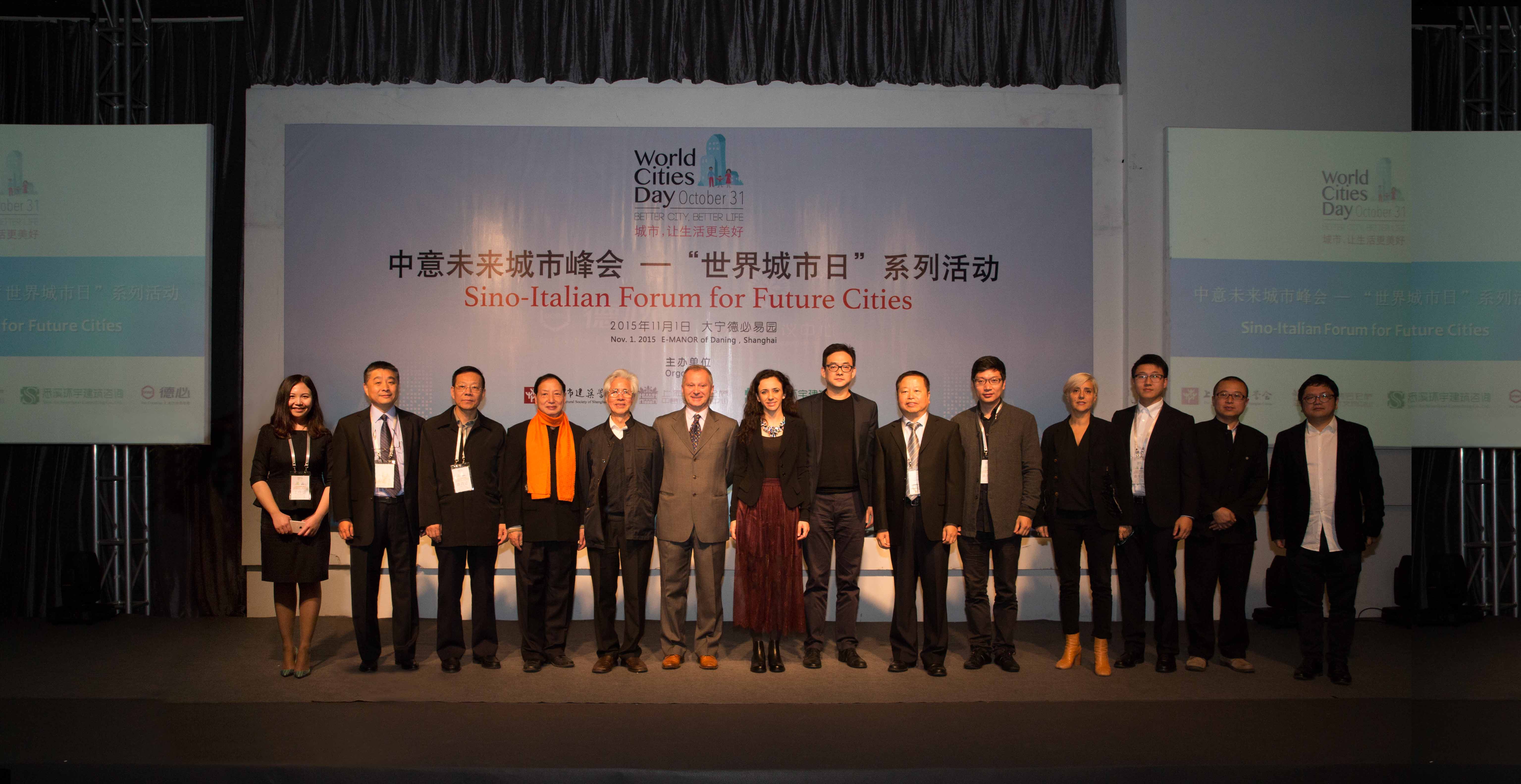 合影.jpg 合影.jpg