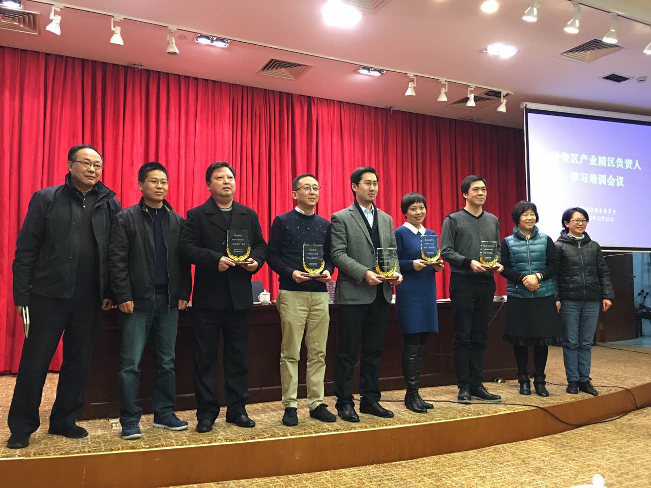 13568446837147677.jpg 13568446837147677.jpg